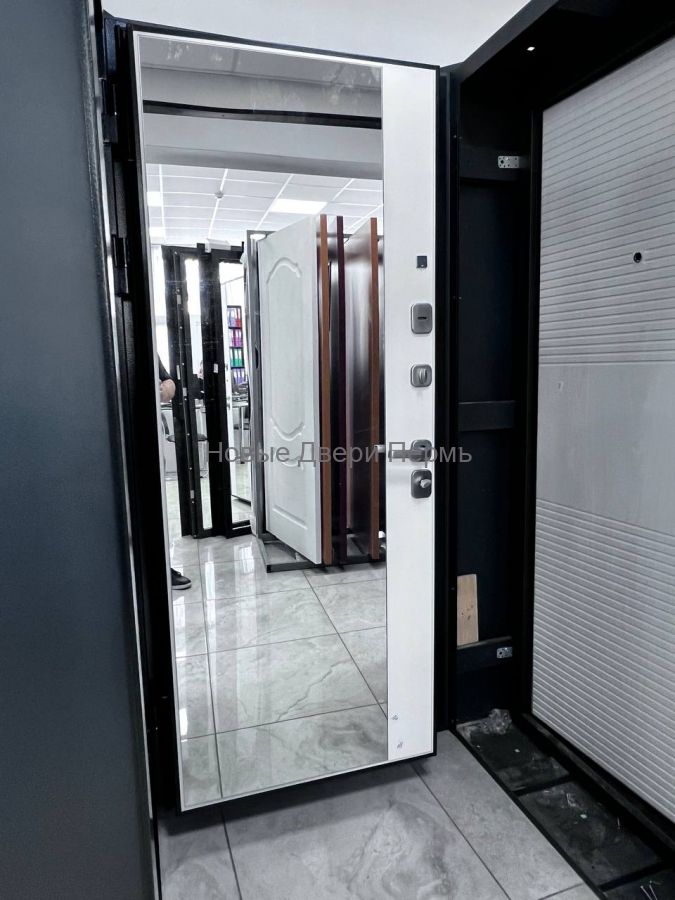 Входная дверь 9см Серебро зеркало Эмалит белый