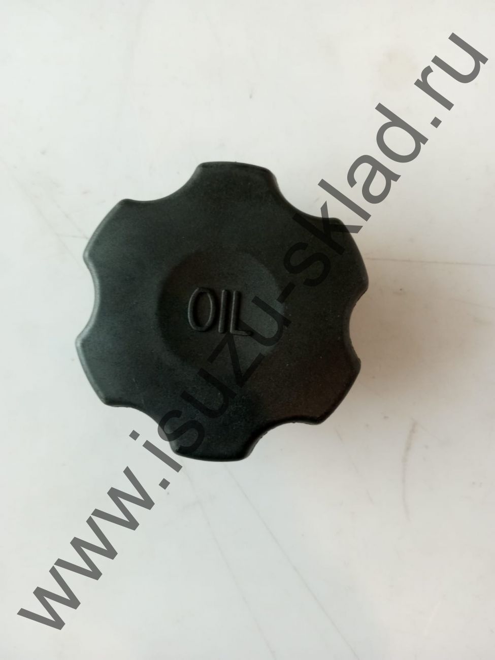 Крышка маслозаливной горловины 6hk1/6wg1/6wf1 fvr34/fsr34/cyz51/cyz52