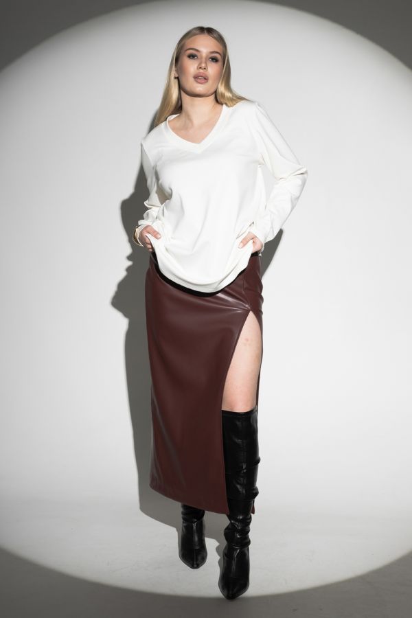 Лонгслив с V- образным вырезом [молочный]