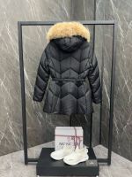 Пуховик женский MONCLER