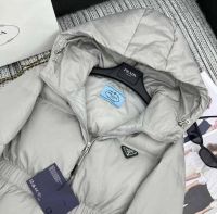Пуховик женский PRADA Re-Nylon down