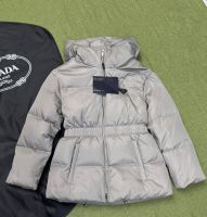 Пуховик женский PRADA Re-Nylon down