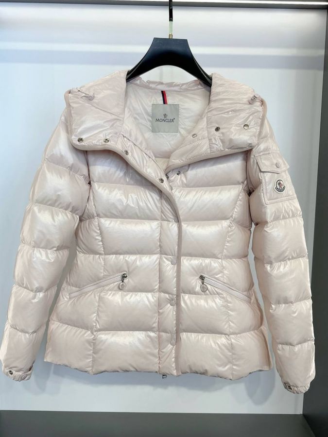 Пуховик женский MONCLER BARANTE