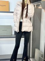 Пуховик женский MONCLER BARANTE