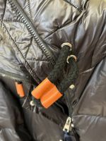 Пуховик женский MONCLER