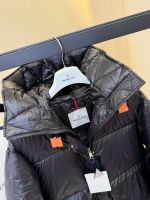 Пуховик женский MONCLER