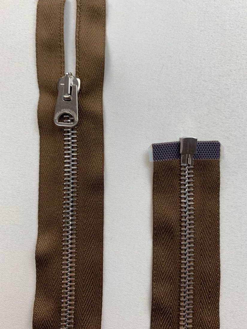 Молния металлическая