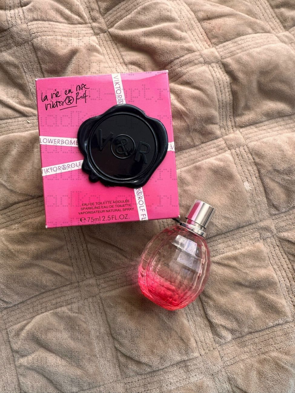 Viktor & Rolf Flowerbomb La Vie En Rose