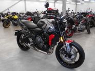 TRIUMPH TRIDENT660