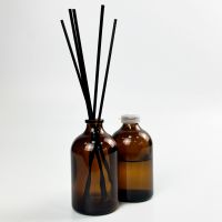 Флаконы 100 мл для диффузоров Labdevices, темное стекло 3-го класса, круглый скат, G20, гладкое горло, с пласт., пробкой, 63 шт/упак