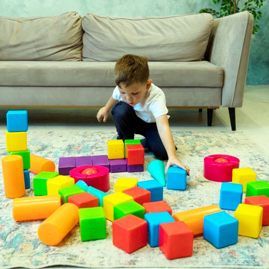 Конструктор "Строитель" (24 детали)