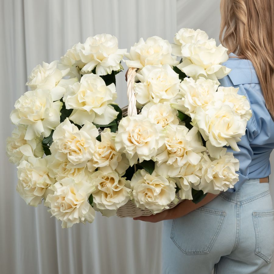 25 Французская роза (Мондиаль) в корзине размер L (40/37)