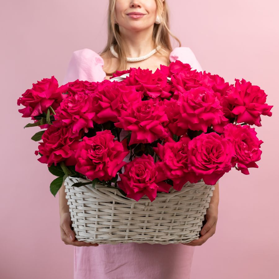 25 Французских роз (Пинк Флойд) в корзине размер L