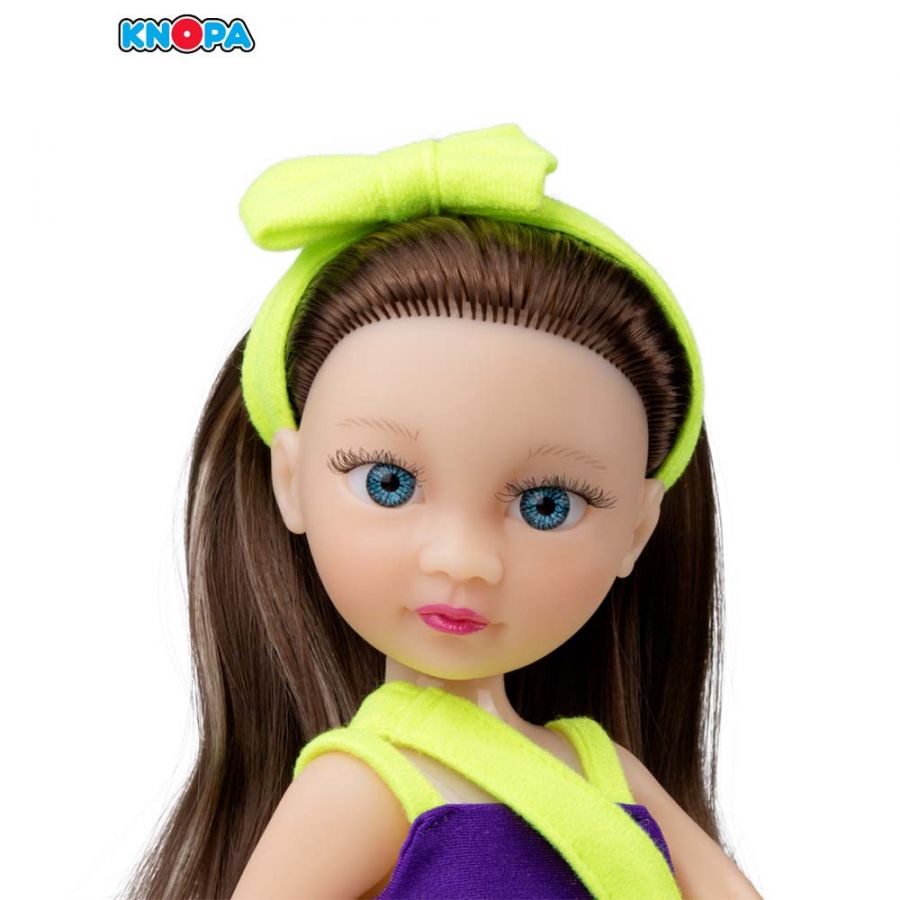 Кукла Викки на марафоне КНОПА