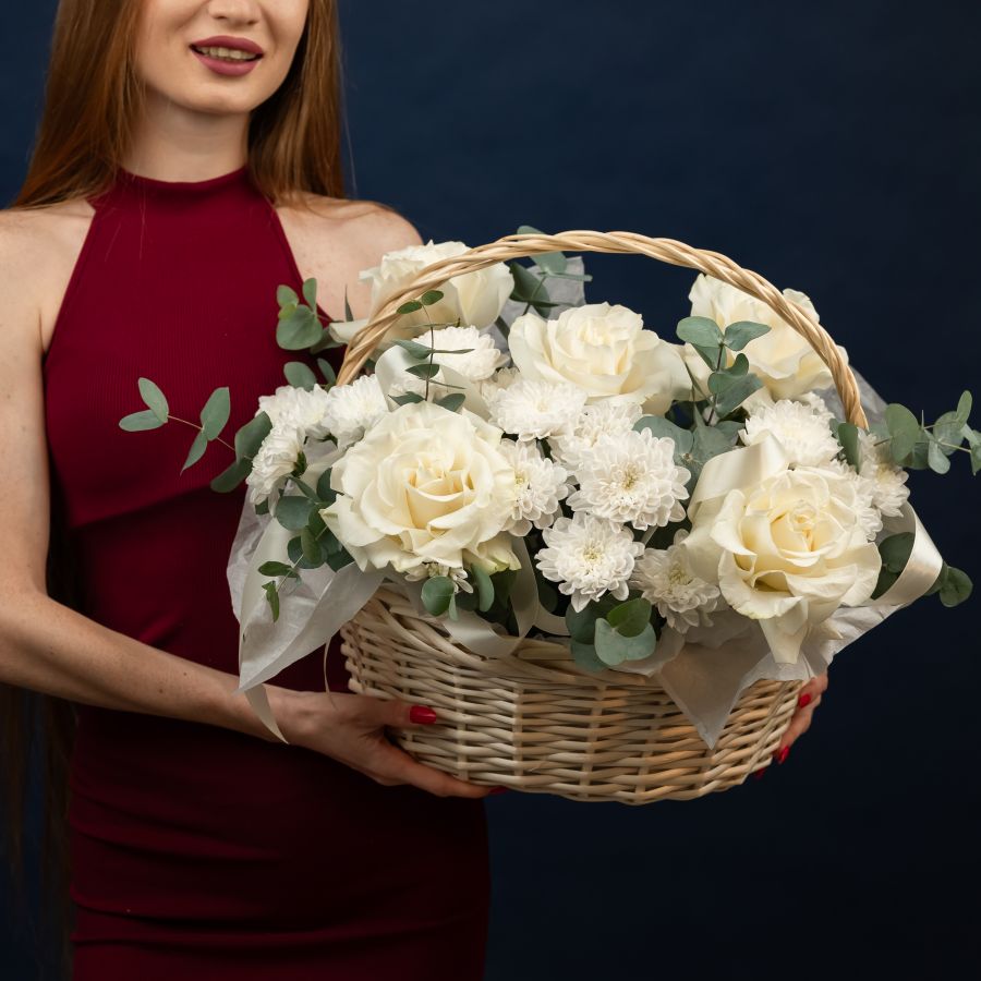 Корзина белая