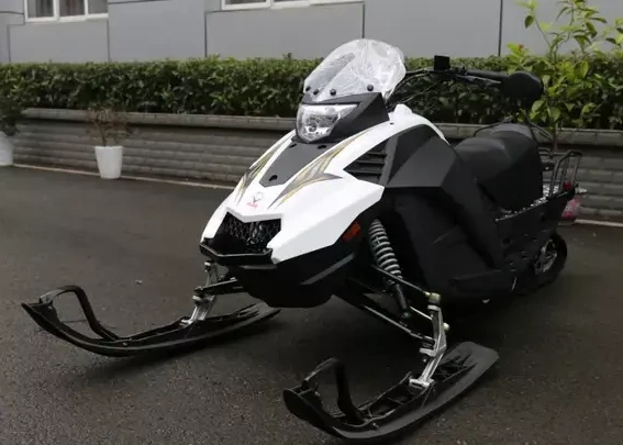 Снегоход ULAR 220