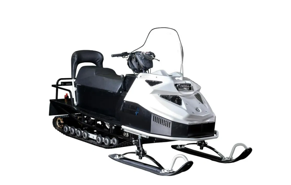 Снегоход БТС 4Т РК СУПЕР-ЛОНГ ЛЮКС/ 27 л.с. 680 м3