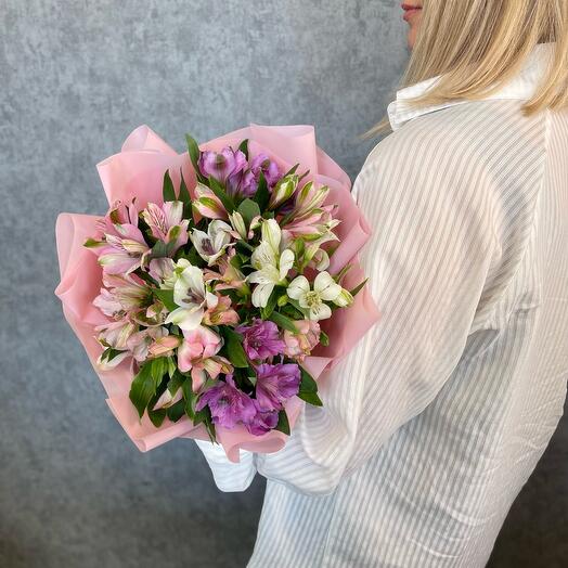 Букет "9 альстромерий"