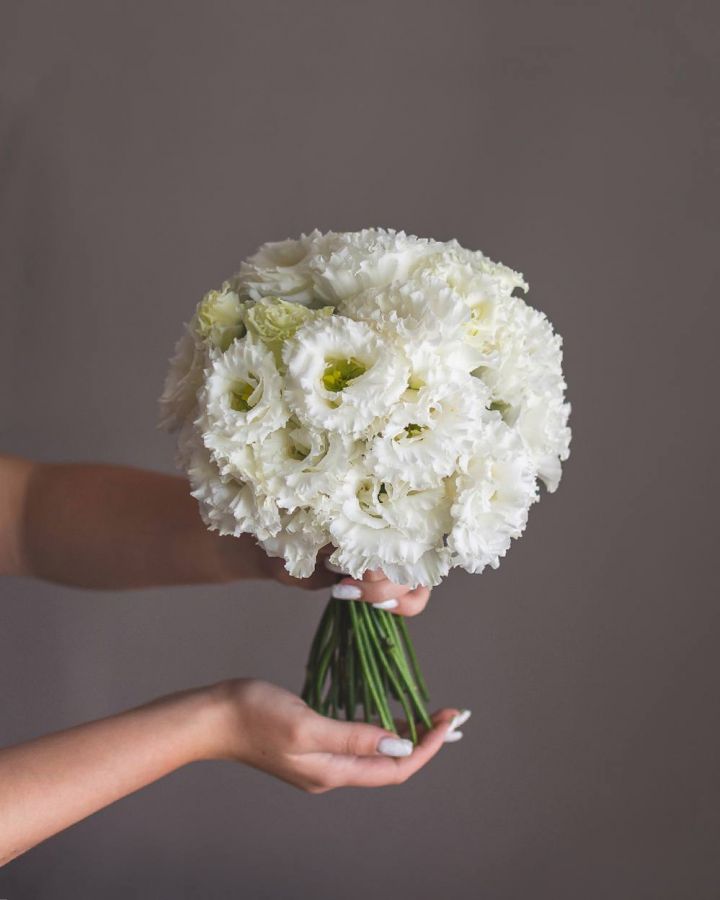 Букет Невесты из Белой Эустомы