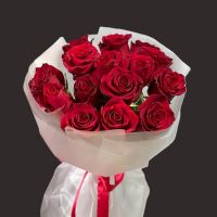 Букет 15 красных эквадорских роз