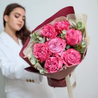 Букет с розовыми пионовидными розами "Душа Моя"