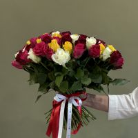 101 роза микс 40см