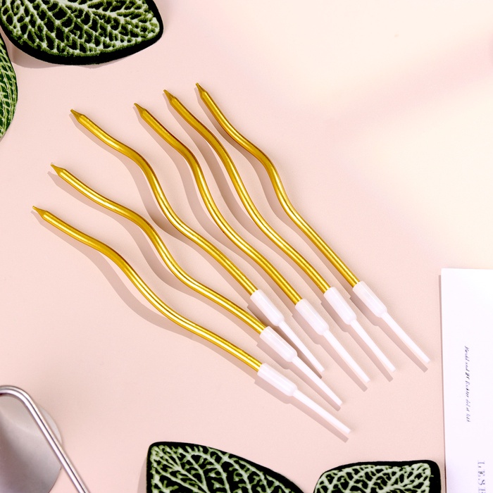 Свечи для торта «Серпантин» 6 шт., коктейльные, золото