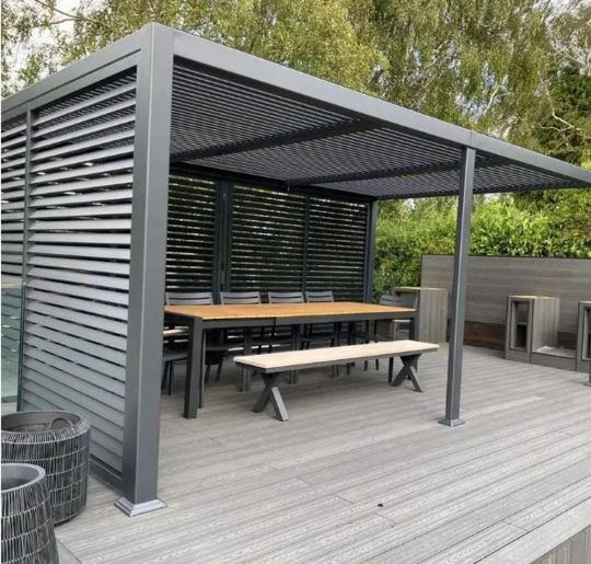 Пергола биоклиматическая Aquaviva Авангард, монтаж к стене (ручное управление ламелями)