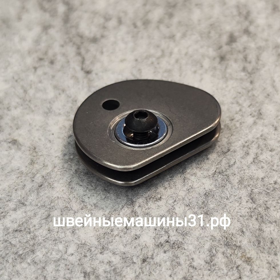 Кулачок (эксцентрик) механизма продвижения нити цепного стежка Juki 735 и др.     Цена 700 руб.