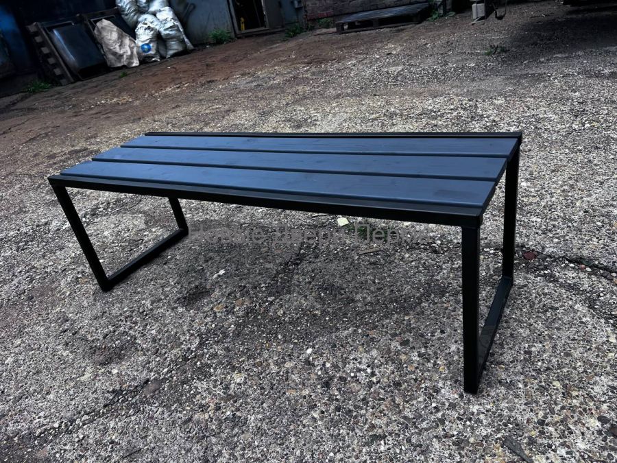 Лавка металлическая 40х40х120 см RAL7024