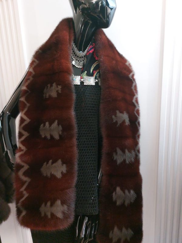 Уникальный шарф - палантин с инкрустацией из норки