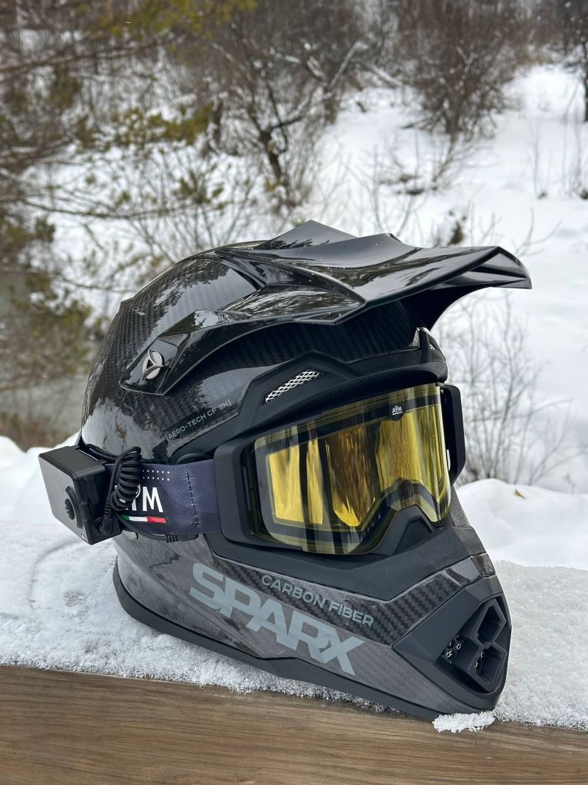 Шлем Горный Снегоходный с подогревом (карбон)
