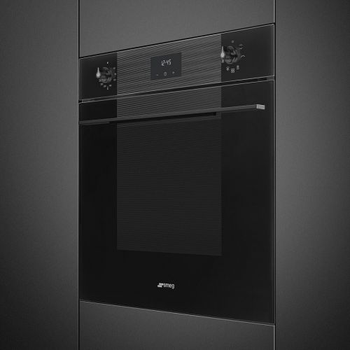 Духовой шкаф Smeg  SF6100VB3RU