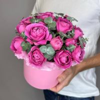 Коробка кустовых пионовидных роз