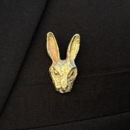 Брошь для фокусников "Кролик фокусника" от ВСЕМОГУСЕВА