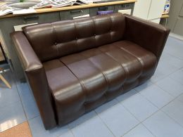 Диван Босс 155см коричневый глянец