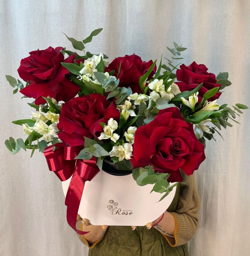 Композиция в стильной сумочке "Бордо"