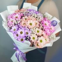 7 ярких хризантем с гипсофилой