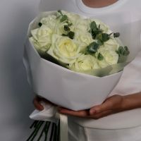Букет из белых роз