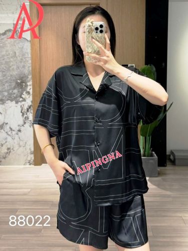 Пижама шелк  с шортами AIPINGNA 88022 (черная геометрия)