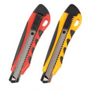 Нож канцелярский 18 мм BRAUBERG «Universal», 3 лезвия в комплекте, автофиксатор, резиновые вставки, 230920