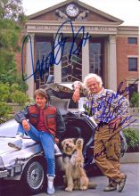 Автографы: Майкл Дж. Фокс, Кристофер Ллойд. Назад в будущее II