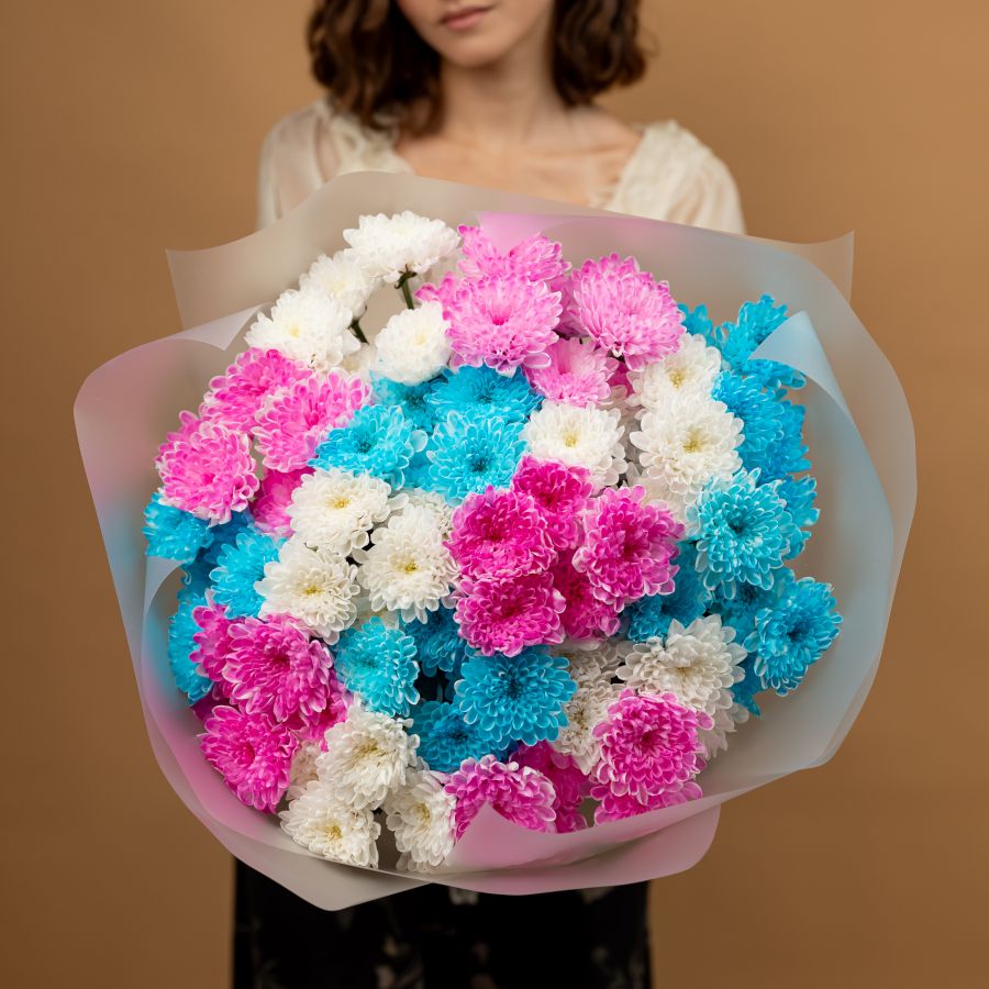 Букет из 15 цветных хризантем