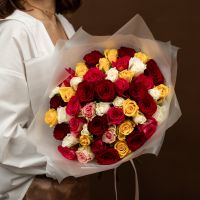 Шыкарный букет из 51 кенийскиз роз 50 см