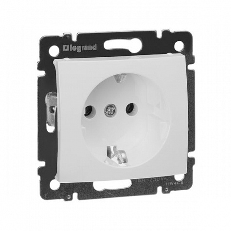 розетка с заземлением legrand VALENA