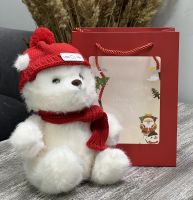 Новогодний мишка в подарочном пакете