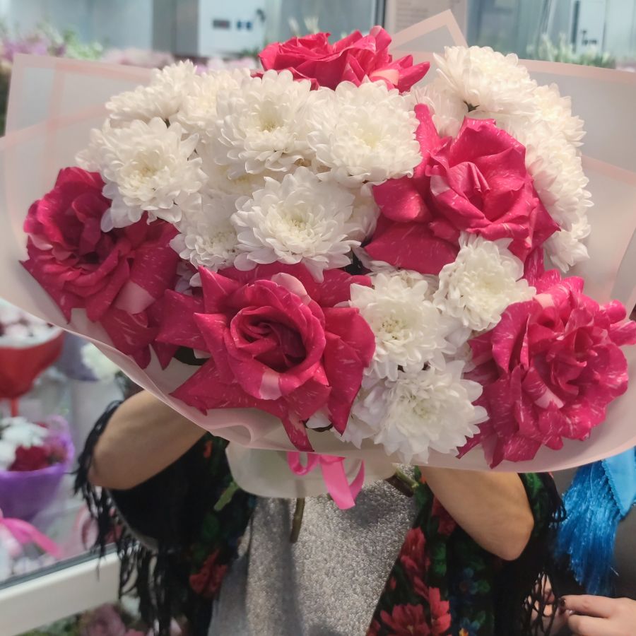 Готовые букеты на витрине@valeriaflowers72