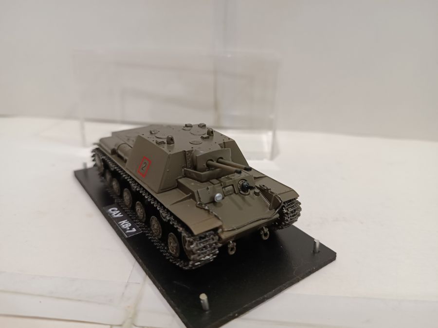 Советская опытная САУ КВ-7 (1/72)