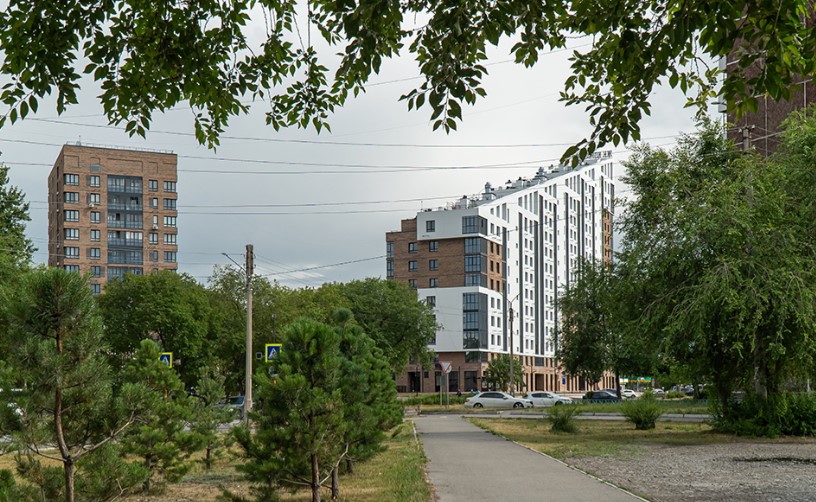 1-комнатная квартира 41,8кв.м.Комарова 7