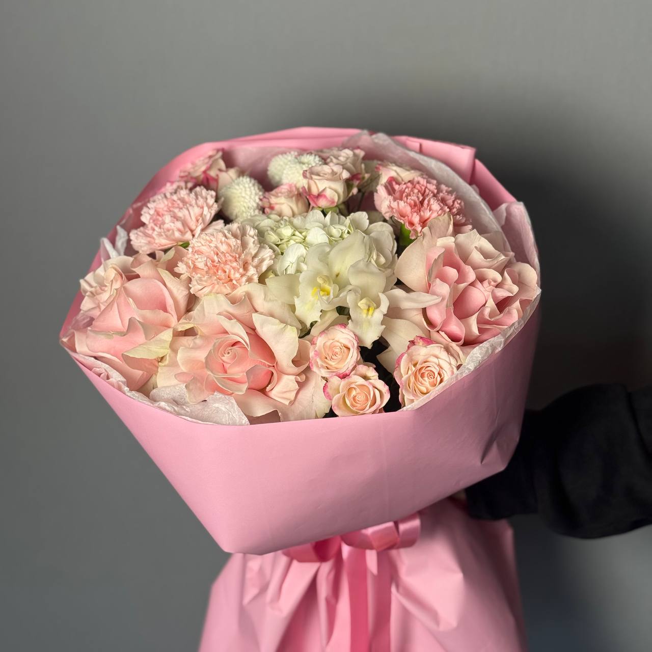 Букет «Розовое чудо» с гортензией